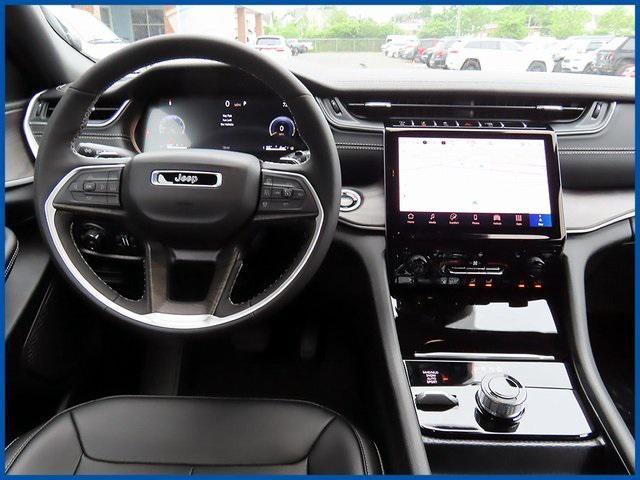 new 2025 Jeep Grand Cherokee L car, priced at $51,335