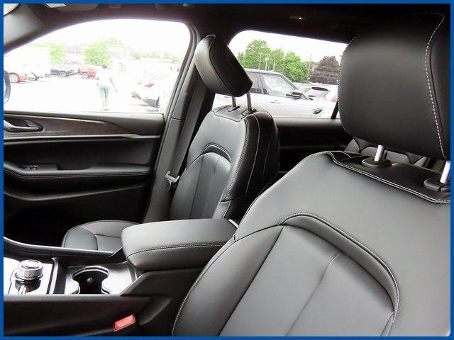 new 2025 Jeep Grand Cherokee L car, priced at $51,335