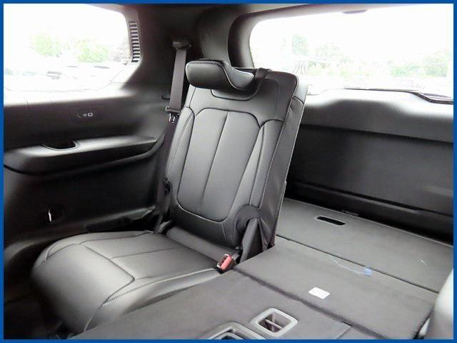 new 2025 Jeep Grand Cherokee L car, priced at $51,335