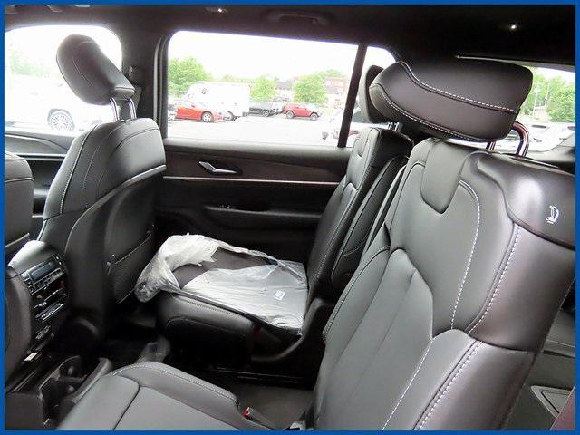 new 2025 Jeep Grand Cherokee L car, priced at $51,335