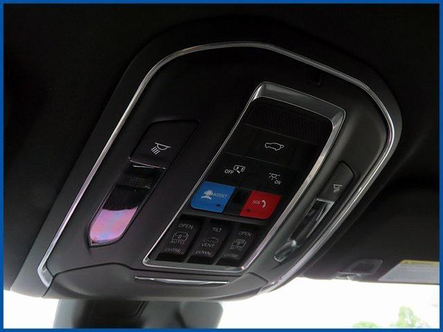 new 2025 Jeep Grand Cherokee car, priced at $47,985