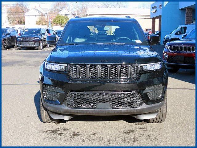 used 2024 Jeep Grand Cherokee car, priced at $41,489