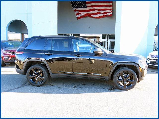 used 2024 Jeep Grand Cherokee car, priced at $41,489