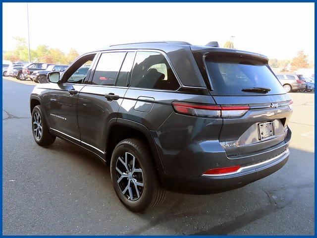 new 2025 Jeep Grand Cherokee car, priced at $48,810