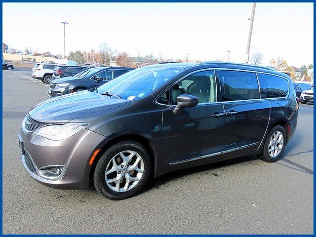 used 2018 Chrysler Pacifica car, priced at $12,987