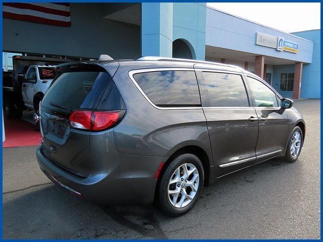 used 2018 Chrysler Pacifica car, priced at $12,987