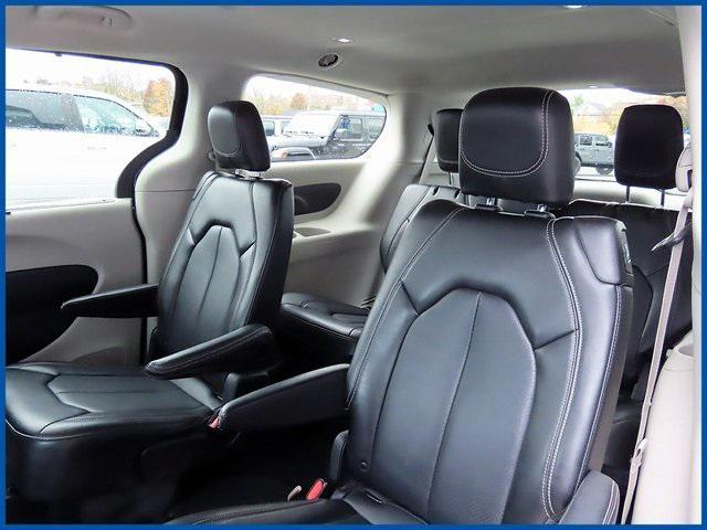 used 2024 Chrysler Pacifica car, priced at $33,987