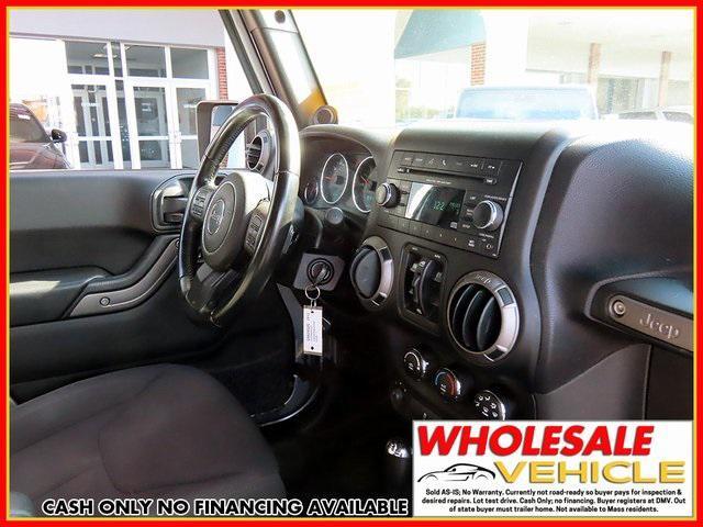 used 2013 Jeep Wrangler Unlimited car, priced at $12,000