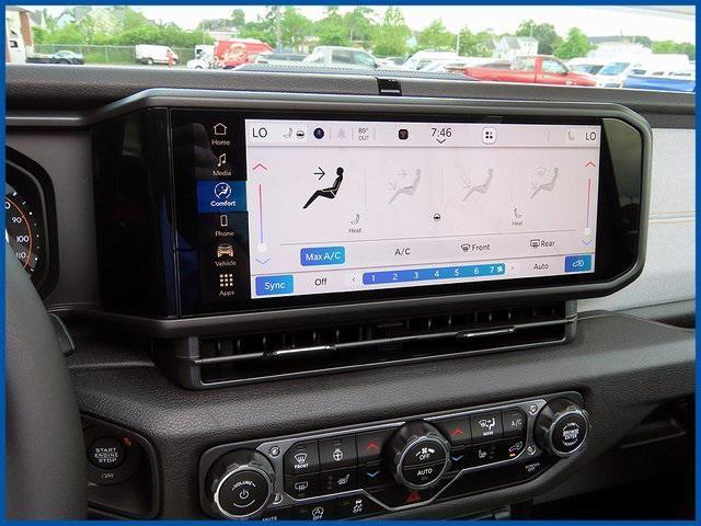 new 2025 Jeep Wrangler car, priced at $56,355