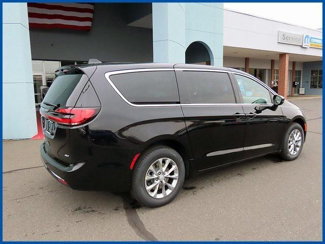 new 2026 Chrysler Pacifica car, priced at $45,135