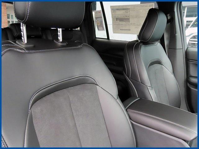 new 2025 Jeep Grand Cherokee car, priced at $41,385