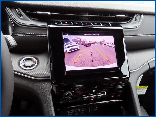 new 2025 Jeep Grand Cherokee car, priced at $41,385