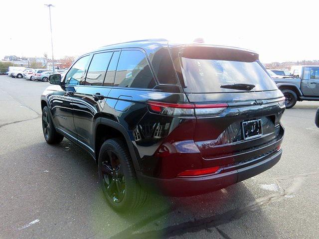 new 2025 Jeep Grand Cherokee car, priced at $44,921