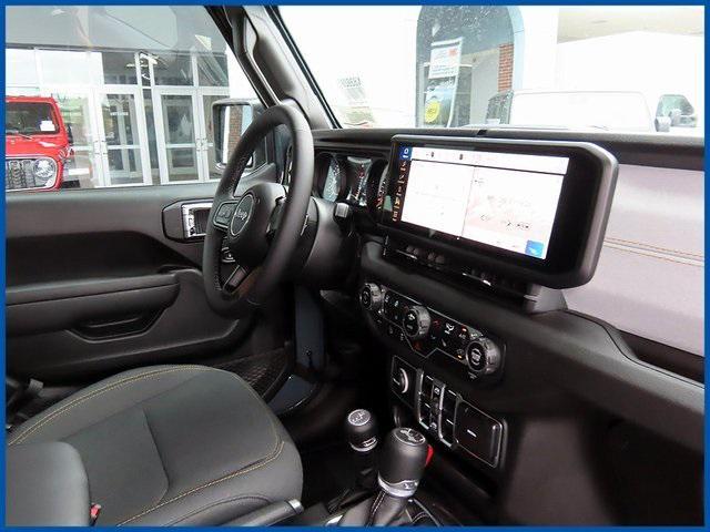 new 2025 Jeep Wrangler car, priced at $52,045