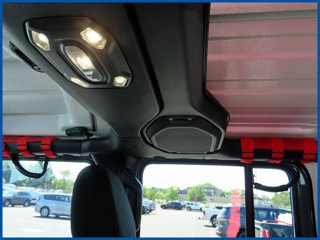 used 2021 Jeep Wrangler Unlimited car, priced at $44,987