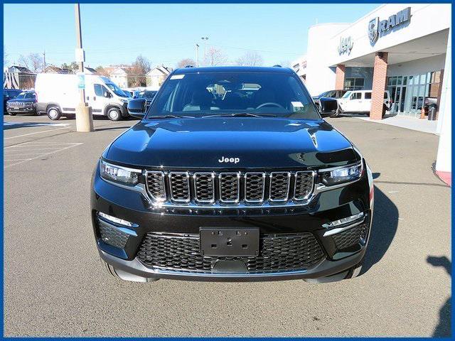 new 2025 Jeep Grand Cherokee car, priced at $43,416