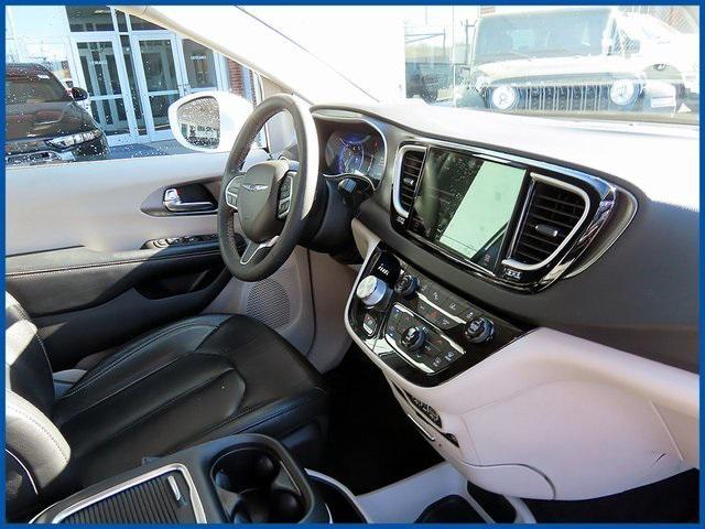 used 2022 Chrysler Pacifica car, priced at $26,987