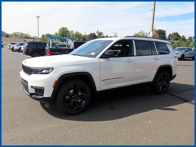 new 2025 Jeep Grand Cherokee L car, priced at $49,740