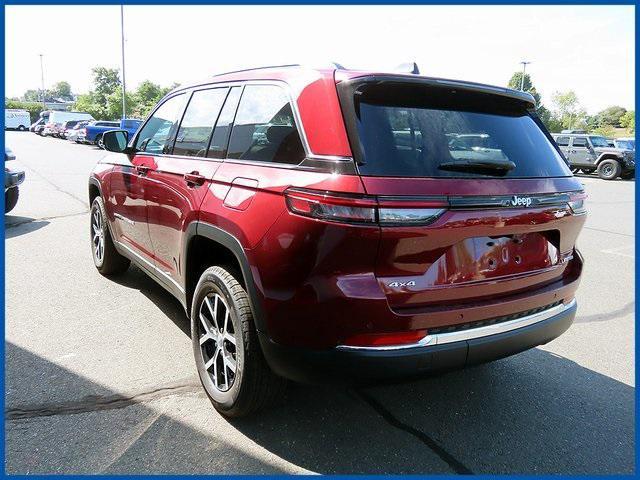 new 2024 Jeep Grand Cherokee car, priced at $45,810