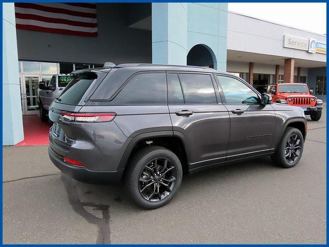 new 2025 Jeep Grand Cherokee car