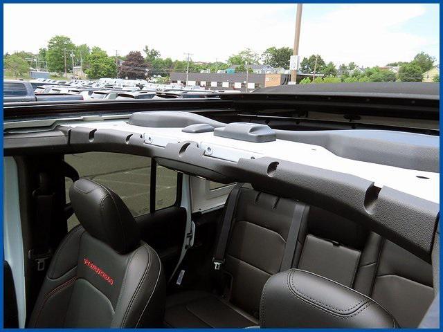 new 2025 Jeep Wrangler car, priced at $71,605