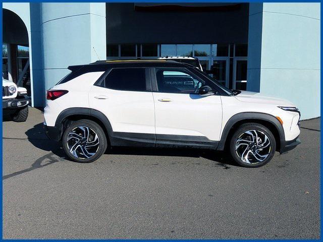 used 2025 Chevrolet TrailBlazer car, priced at $26,987