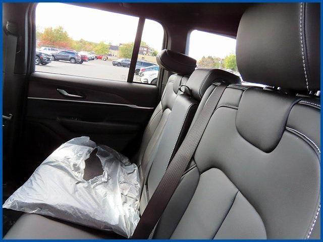 new 2025 Jeep Grand Cherokee car, priced at $47,985