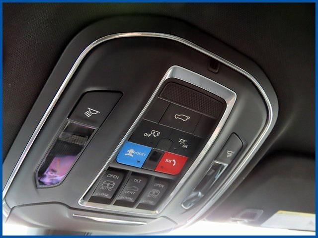 new 2025 Jeep Grand Cherokee car, priced at $47,985