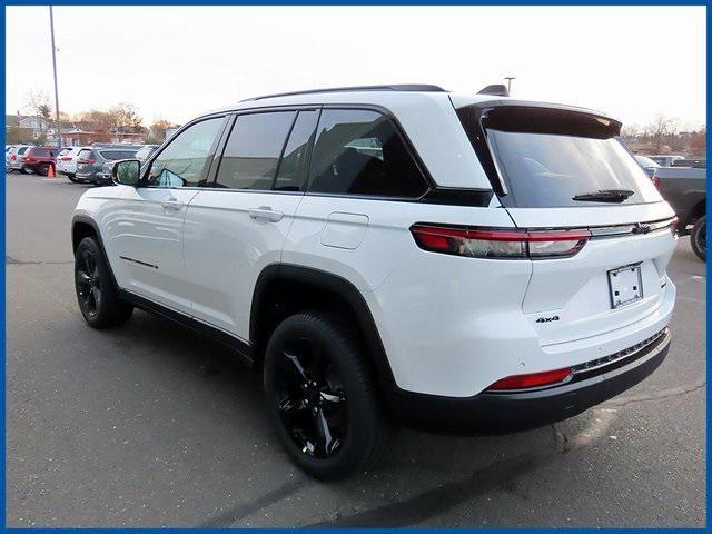 new 2025 Jeep Grand Cherokee car, priced at $44,907