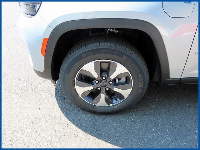 new 2024 Jeep Grand Cherokee 4xe car, priced at $52,000