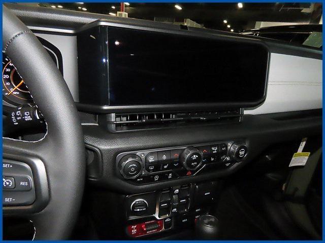 new 2025 Jeep Wrangler car, priced at $54,075