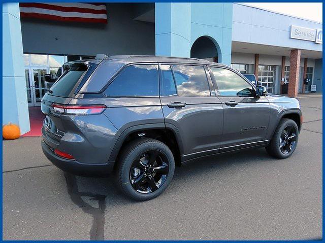 new 2025 Jeep Grand Cherokee car, priced at $47,985