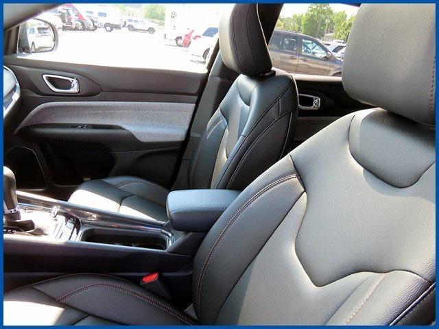 new 2024 Jeep Compass car, priced at $30,860