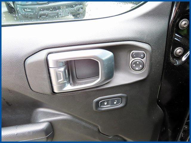 used 2022 Jeep Wrangler Unlimited car, priced at $31,522