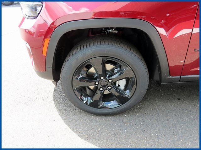new 2025 Jeep Grand Cherokee car, priced at $48,485