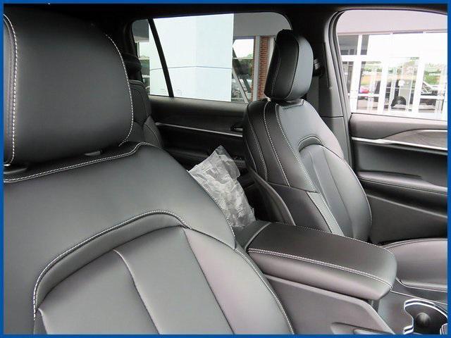 new 2025 Jeep Grand Cherokee L car, priced at $52,085
