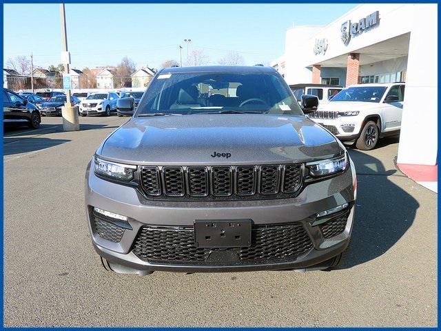 new 2025 Jeep Grand Cherokee car, priced at $45,483