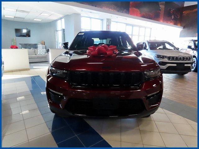 new 2025 Jeep Grand Cherokee car, priced at $45,543