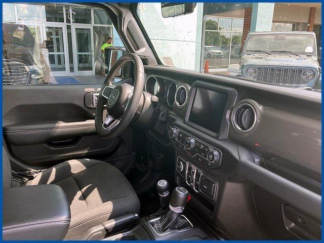 used 2023 Jeep Gladiator car, priced at $32,987