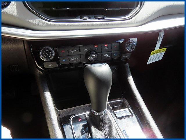 new 2025 Jeep Compass car, priced at $31,335