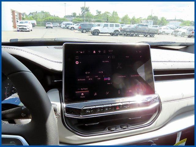 new 2025 Jeep Compass car, priced at $31,335