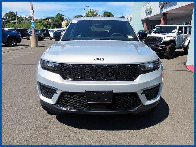 new 2025 Jeep Grand Cherokee car, priced at $47,985