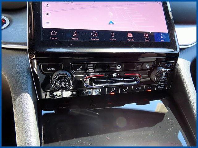 new 2025 Jeep Grand Cherokee car, priced at $47,985