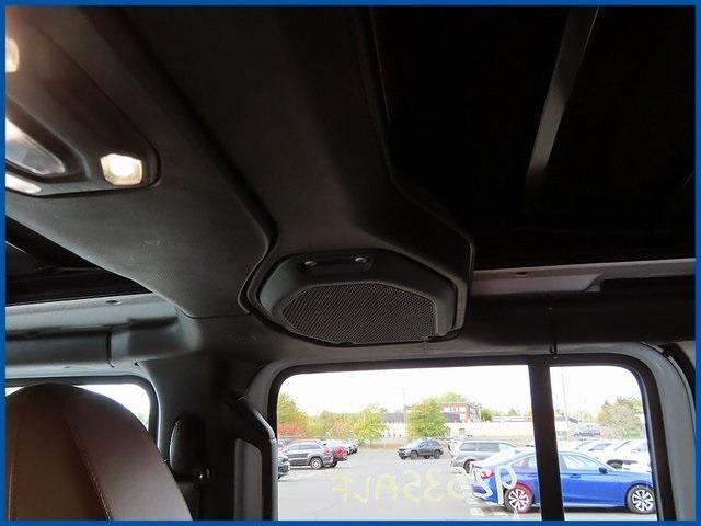 used 2021 Jeep Wrangler Unlimited car, priced at $37,987