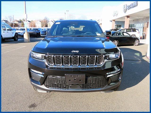 new 2025 Jeep Grand Cherokee car, priced at $44,810