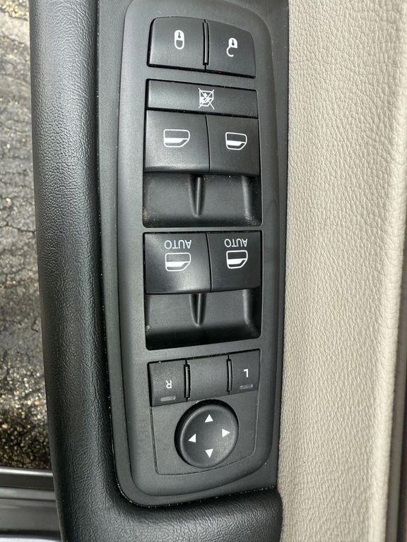 used 2018 Chrysler Pacifica car, priced at $13,699