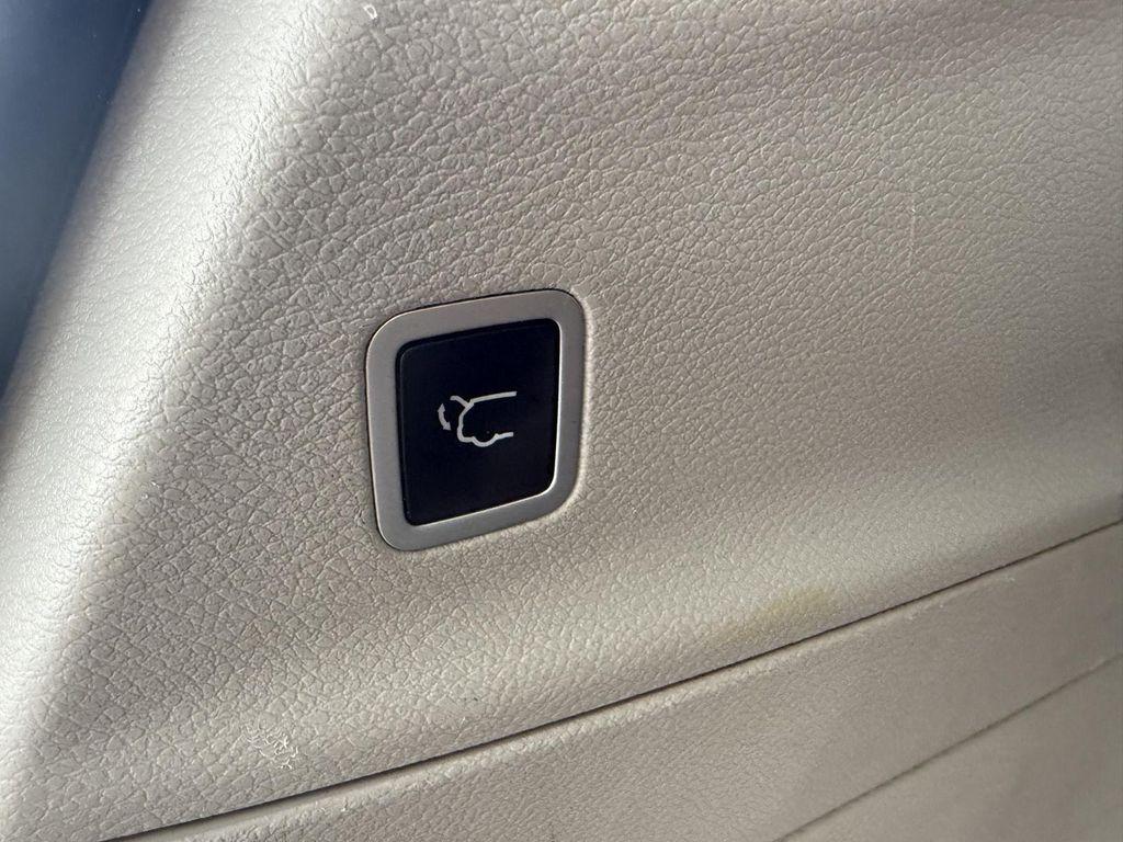used 2018 Chrysler Pacifica car, priced at $13,699