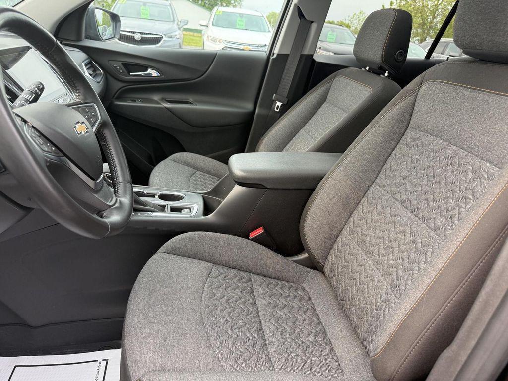 used 2022 Chevrolet Equinox car, priced at $22,999