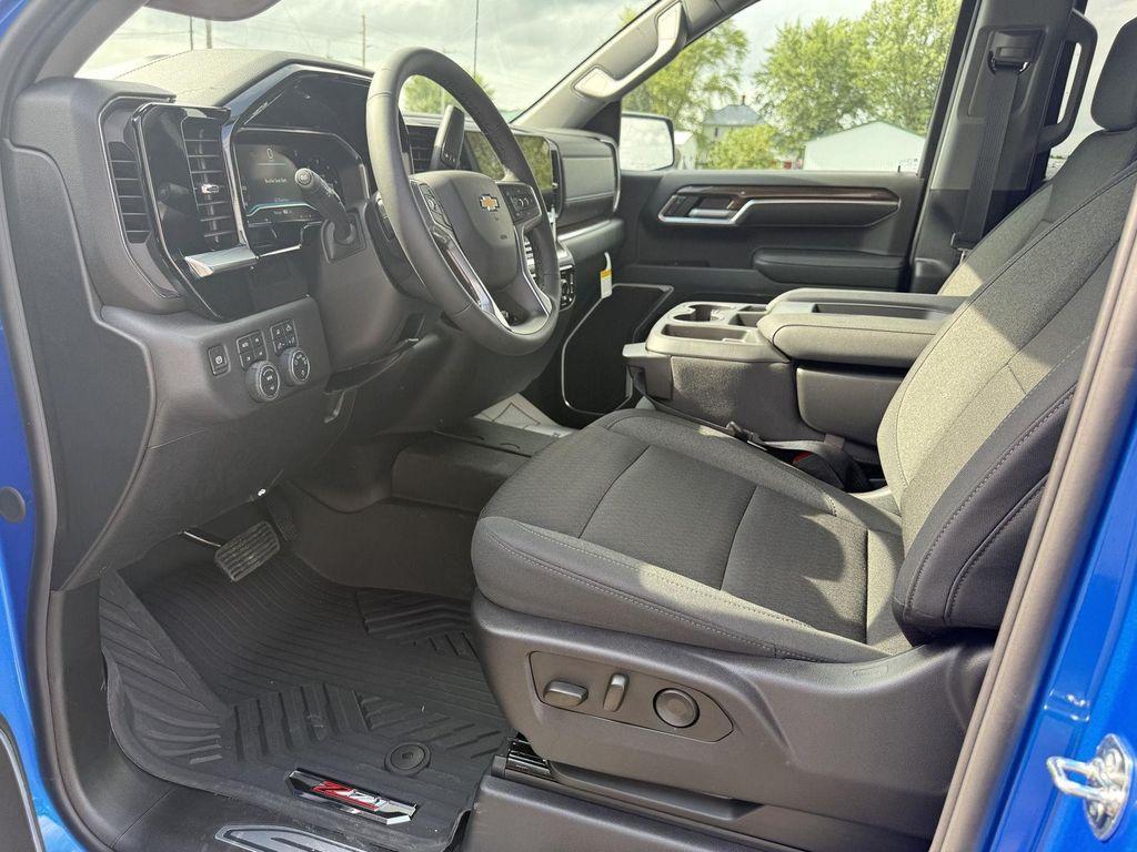 new 2025 Chevrolet Silverado 1500 car, priced at $64,990