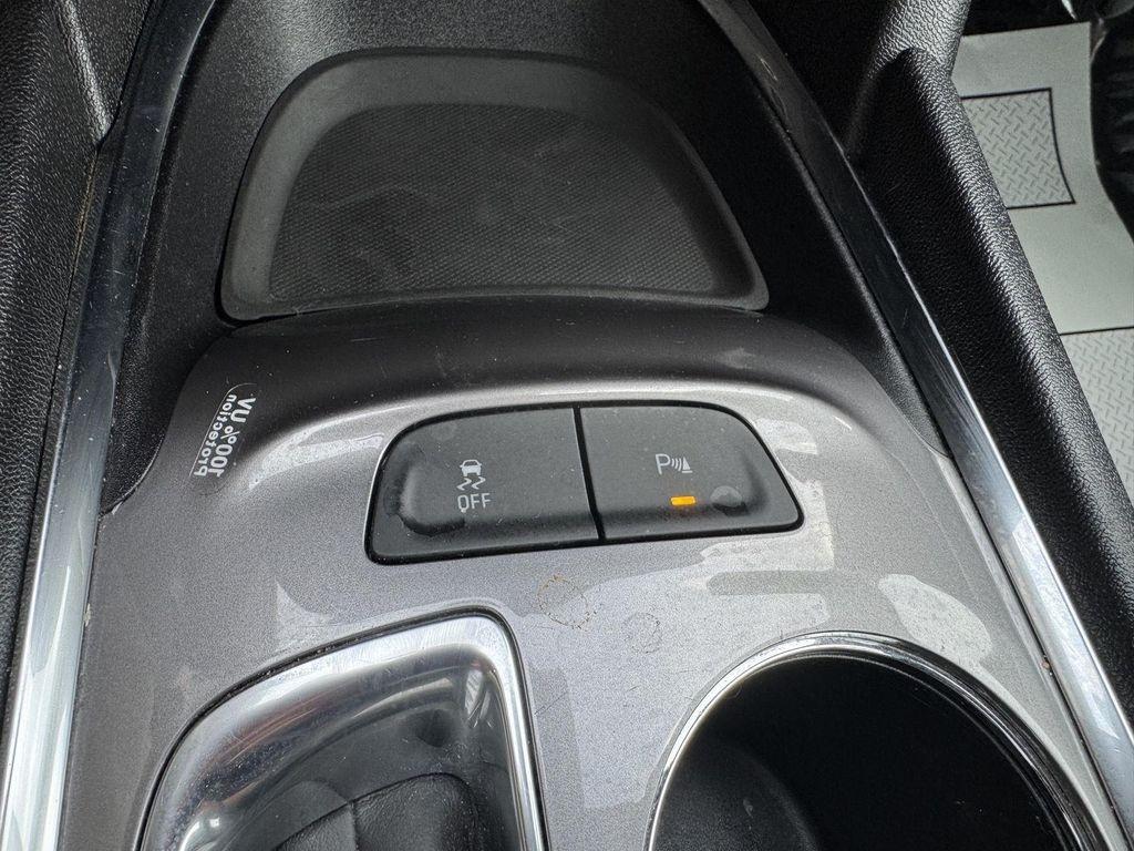 used 2024 Chevrolet Malibu car, priced at $18,999